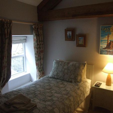 Inglenook Villa Кинсейл Екстериор снимка