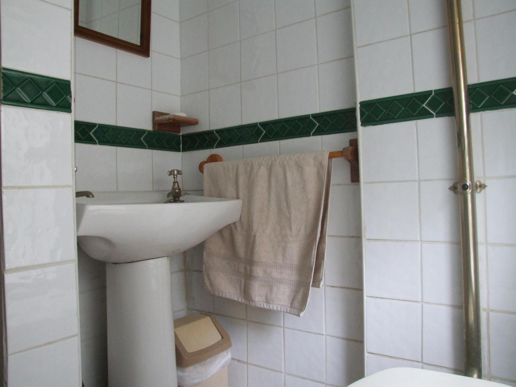 Inglenook Villa Кинсейл Екстериор снимка