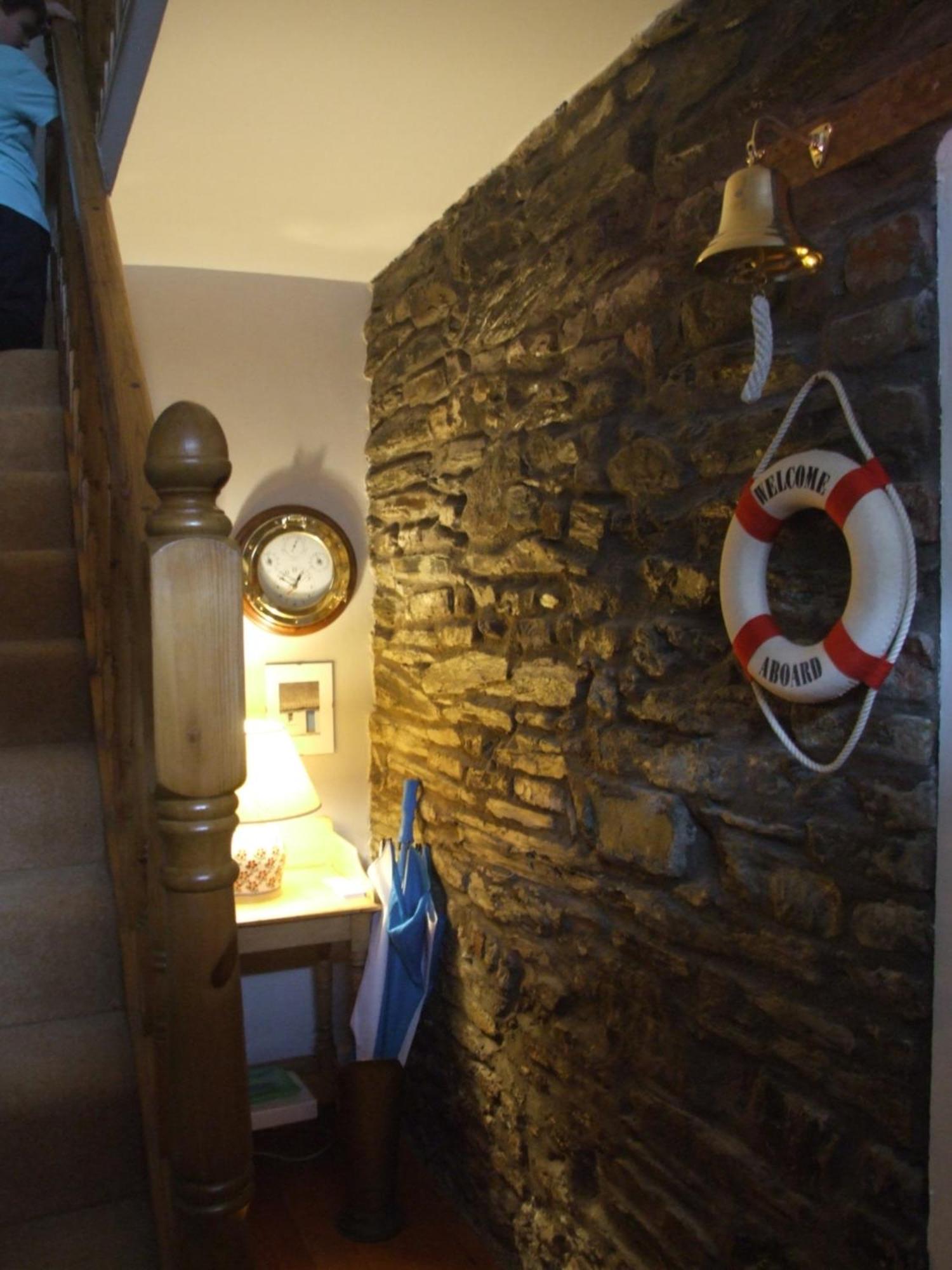 Inglenook Villa Кинсейл Екстериор снимка